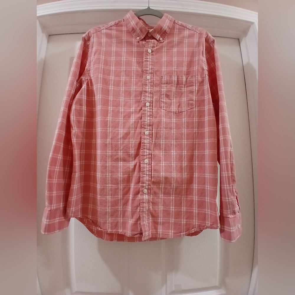 Old Navy Pink Casual Button Down Shirt